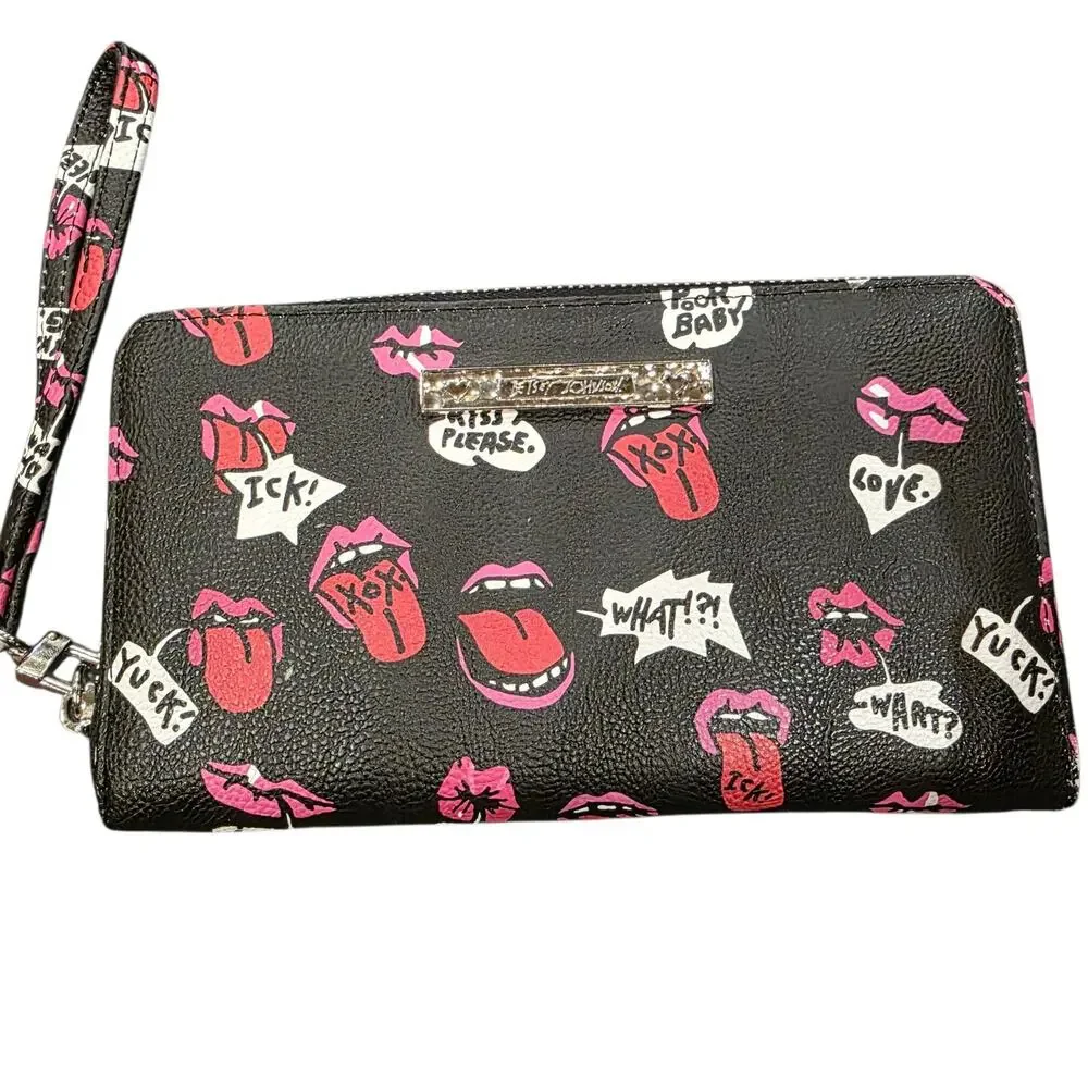 Betsey Johnson Black Faux Leather Wristlet Wallet w/ Lips Kiss Design Zip Around